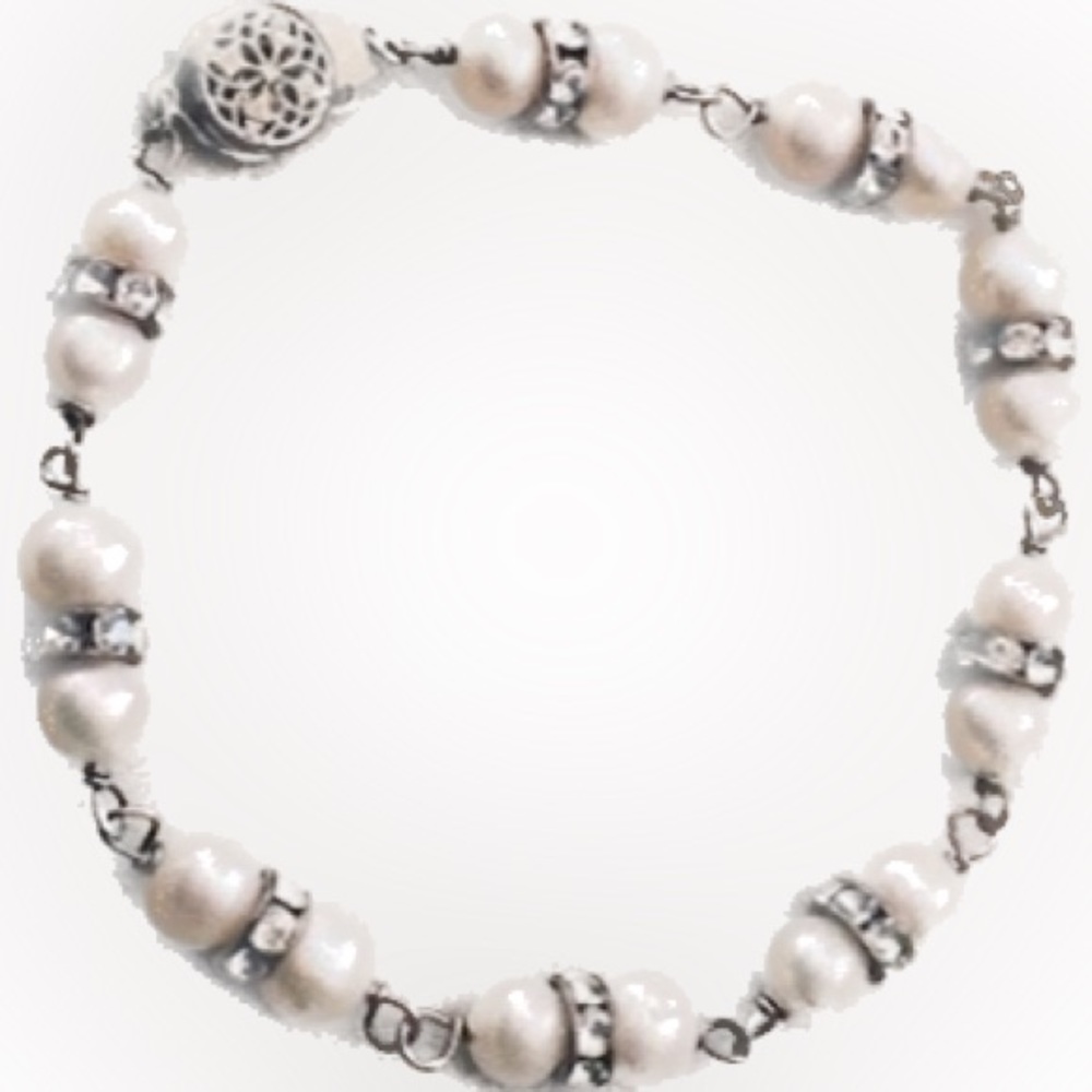 Bracelet pearl and crystal spacer bracelet